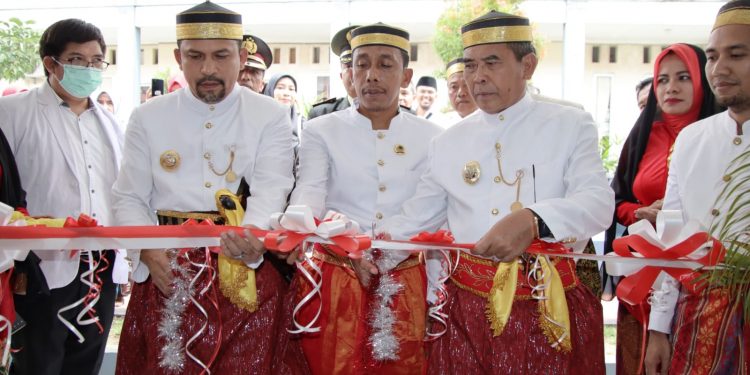 Gedung Klinik Hemodialisa RSUD Dompu Dilaunching