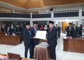 DPRD Dompu Setujui APBDP Tahun 2022 Untuk Disahkan Sebagai Perda