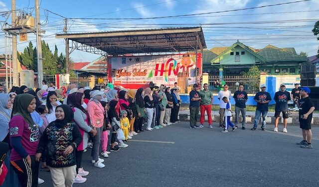 Sinergi Dengan PT STM, PWI Dompu Gelar Jalan Sehat Rayakan HPN 79