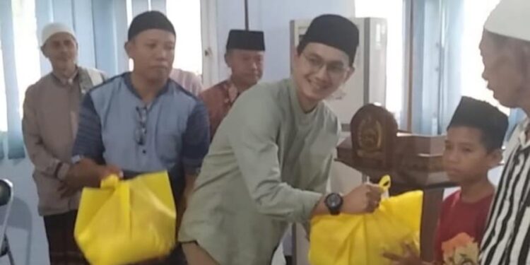 Ramadhan Berbagi, PT STM Backup PWI Dompu Santuni 100 Anak Yatim dan Duafa