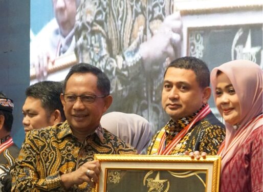 NTB Raih Juara Pertama SPM Awards 2025, Wagub Hadiri Penganugerahan di Jakarta