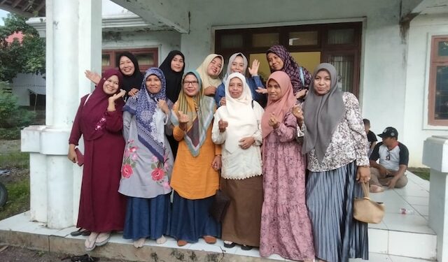 Merangkai Persaudaraan dan Kekeluargaan, IKWI Dompu Gelar Arisan