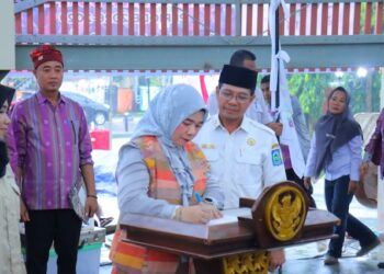 Dompu Raih Hak Cipta “Gerakan 21 (Twenty One) Kambeke Anak”