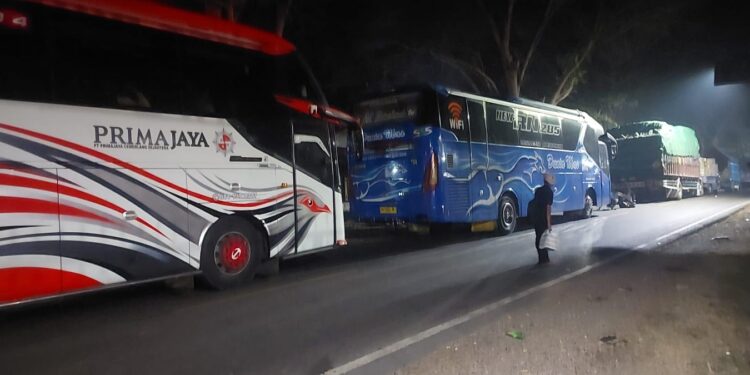 Jalan Umum Bukan Panggung Pemaksaan Kehendak