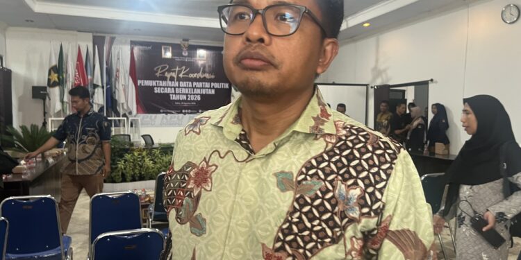 Soal Identifikasi Pemilih hingga Jadwal Pemilu 2029, Ini Catatan Idham Holik saat Kunker di KPU Dompu