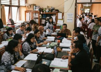 Kelebihan Guru di Dompu, Persoalan Perencanaan yang Terabaikan